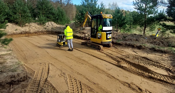 zagęszczanie podbudowy pod płytę fundamentową